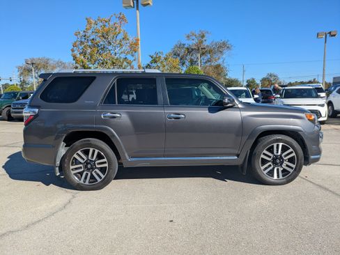 Used 2016 Toyota 4Runner Limited image 3