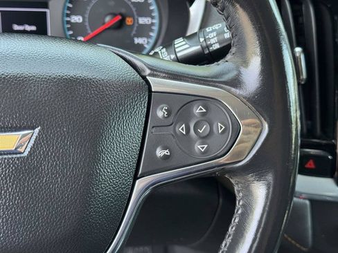 Used 2019 Chevrolet Traverse LT w/ LPO, Cargo Package FWD image 13
