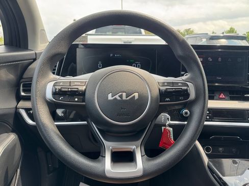 Certified 2023 Kia Sportage LX AWD/4WD image 15