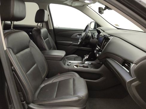 Used 2021 Chevrolet Traverse Premier w/ Redline Edition AWD/4WD image 21