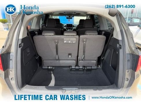 Used 2018 Honda Odyssey Touring image 8