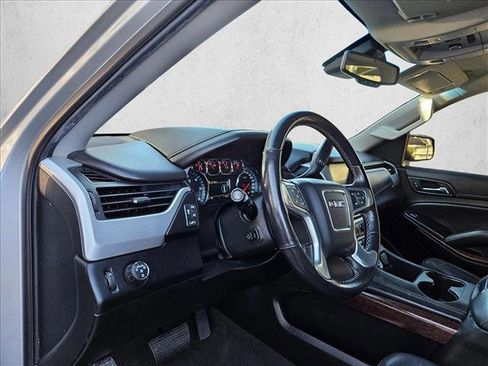Used 2019 GMC Yukon SLT w/ Open Road Package image 10
