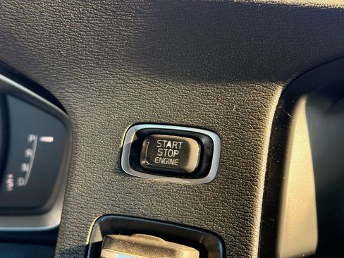 Used 2017 Volvo S60 T5 Dynamic w/ Protection Package image 30