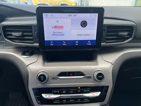 Used 2023 Ford Explorer XLT w/ Equipment Group 202A image 20