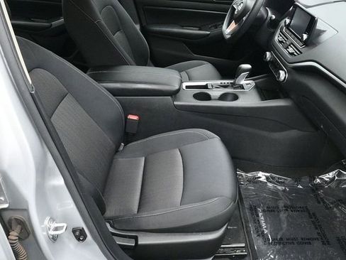 Used 2021 Nissan Altima 2.5 S image 9