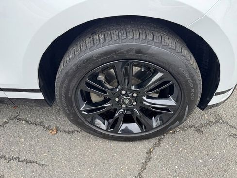 Used 2023 Land Rover Range Rover Velar R-Dynamic S image 30