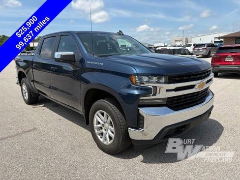 Used 2021 Chevrolet Silverado 1500 LT AWD/4WD image 9