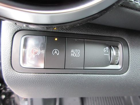New 2026 Chevrolet Equinox LT w/ LPO, Floor Liner Package FWD image 21