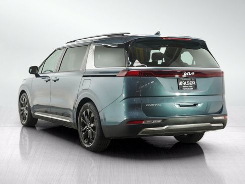 Used 2024 Kia Carnival SX Prestige FWD image 3