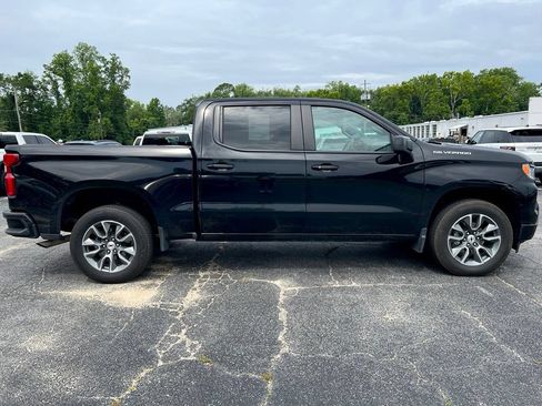 Used 2025 Chevrolet Silverado 1500 RST RWD image 2