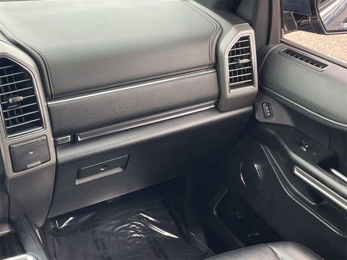 Used 2020 Ford Expedition XLT w/ Equipment Group 202A image 16