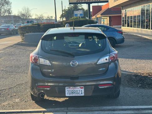 Used 2013 MAZDA MAZDA3 i Grand Touring image 5
