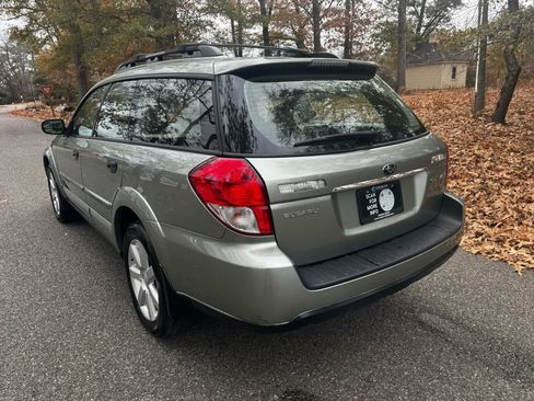 Used 2009 Subaru Outback 2.5i Special Edition image 5