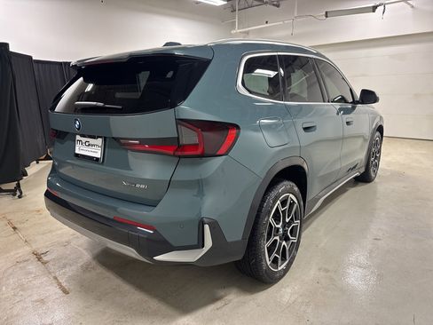 Used 2023 BMW X1 xDrive28i w/ Premium Package image 7