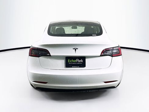 Used 2023 Tesla Model 3 Standard Range image 7