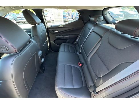 Used 2023 Chevrolet Bolt EUV LT w/ Convenience Package FWD image 14