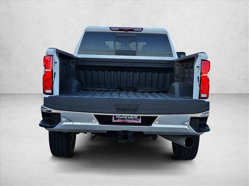 Used 2025 Chevrolet Silverado 2500 LTZ w/ LTZ Convenience Package AWD/4WD image 6