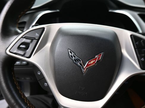 Used 2014 Chevrolet Corvette Stingray Coupe RWD image 16