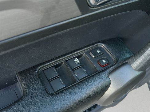 Used 2011 Honda CR-V LX image 12