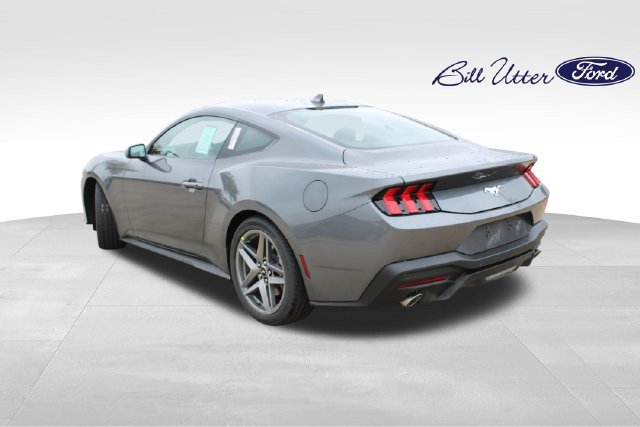 New 2026 Ford Mustang Coupe RWD image 4