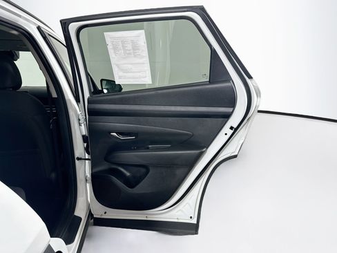 Used 2025 Hyundai Tucson SEL AWD/4WD image 29