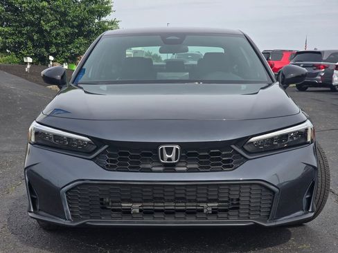 Used 2025 Honda Civic Sport image 3
