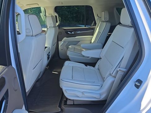 Used 2021 GMC Yukon Denali AWD/4WD image 12