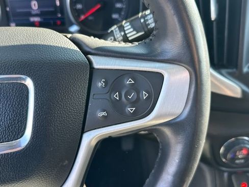 Used 2020 GMC Terrain SLE w/ Driver Convenience Package image 19
