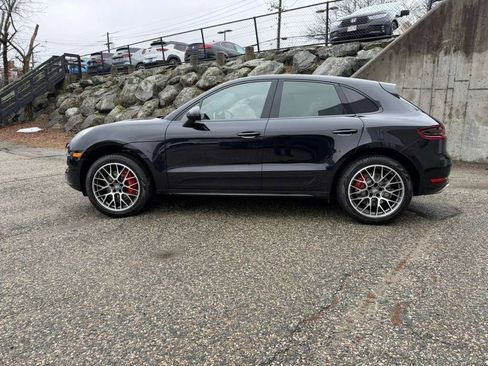 Used 2016 Porsche Macan Turbo image 2