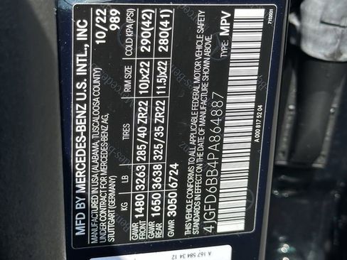 Used 2023 Mercedes-Benz GLE 53 AMG 4MATIC Coupe w/ Parking Assistance Package image 37