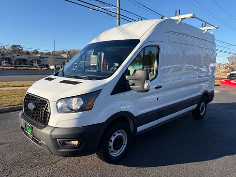 Used 2023 Ford Transit 250 148 High Roof image 3