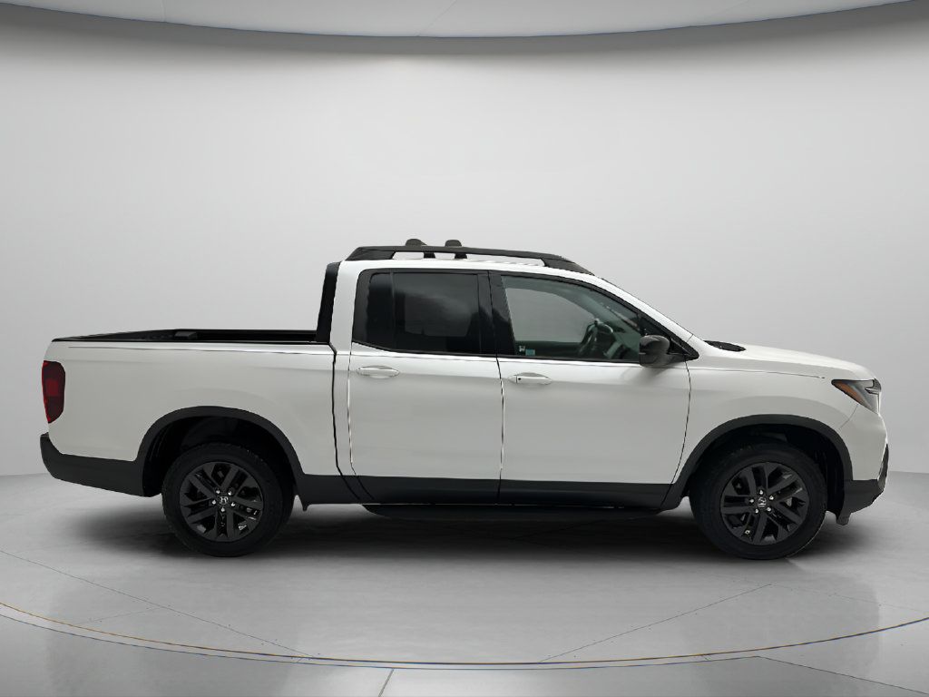 Used 2023 Honda Ridgeline Sport image 4