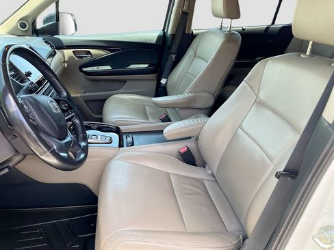Used 2019 Honda Pilot Touring image 21