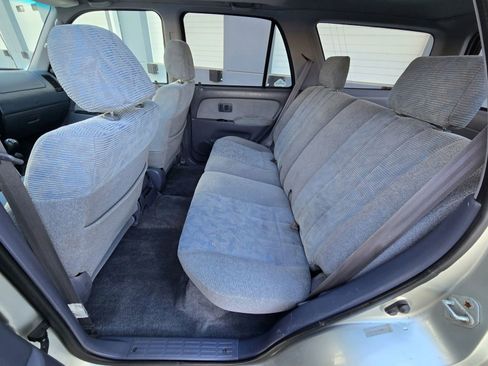 Used 2000 Toyota 4Runner SR5 image 15