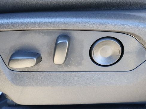 New 2026 GMC Yukon XL Elevation w/ LPO, Elevation Black Package image 15