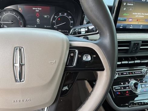 Used 2022 Lincoln Corsair FWD image 23