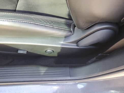 Used 2023 Dodge Challenger R/T w/ Plus Package image 16