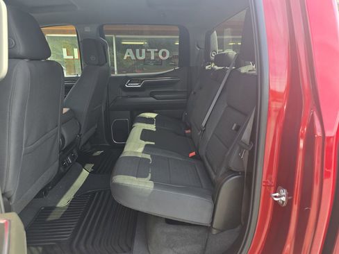 Used 2024 GMC Sierra 1500 Elevation w/ X31 Off-Road Package AWD/4WD image 10