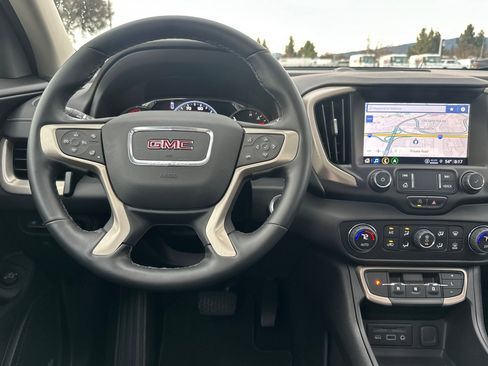 Used 2023 GMC Terrain Denali w/ Denali Premium Package image 16