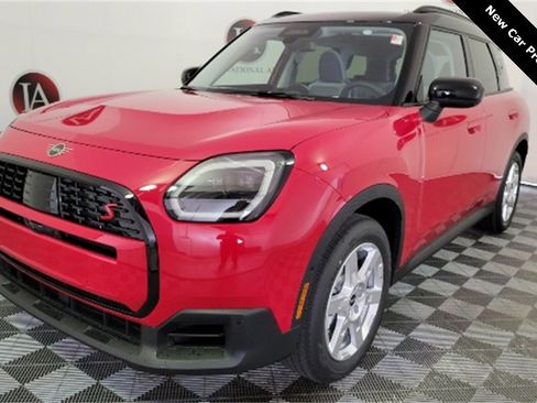 Used 2025 MINI Cooper Countryman S w/ Comfort Package Max image 5