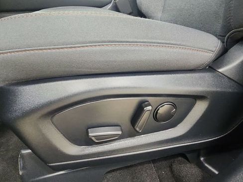 Used 2025 Ford Explorer Active image 15