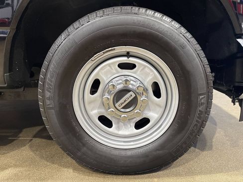 Used 2024 Ford F250 XL w/ XL Chrome Package RWD image 53