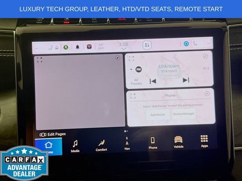 Used 2023 Jeep Grand Cherokee Limited w/ Luxury Tech Group II AWD/4WD image 15