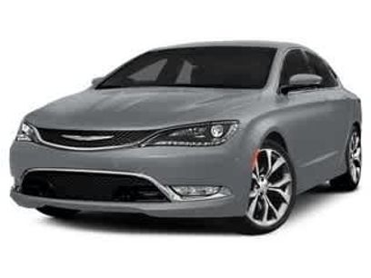 Used 2015 Chrysler 200 Limited w/ Convenience Group