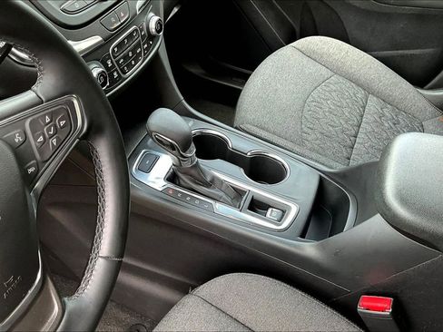 Used 2024 Chevrolet Equinox LT AWD/4WD image 20