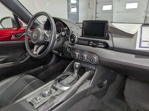 Used 2023 MAZDA MX-5 Miata Grand Touring RWD image 43