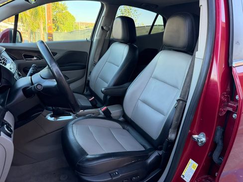 Used 2015 Buick Encore Premium FWD image 10