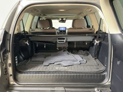 Used 2022 Lexus GX 460 Premium image 31