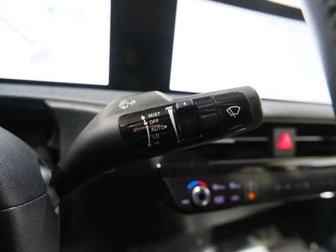 Used 2022 Kia EV6 Wind image 41