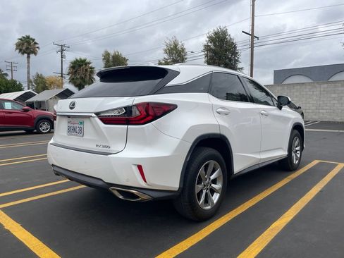 Used 2019 Lexus RX 350 FWD image 2
